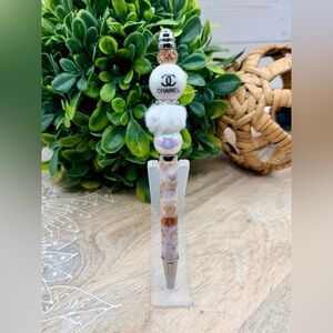 Handmade Designer Inspired
Beaded Pen